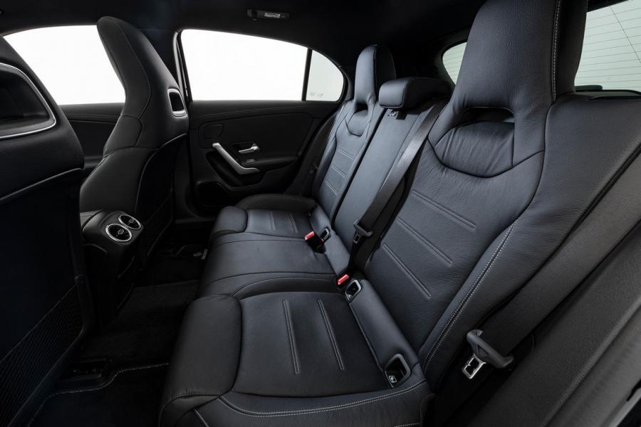 Интерьер Mercedes-AMG A35 4Matic B35S by Brabus (W177) 2019 года  (фото 30 из 33)